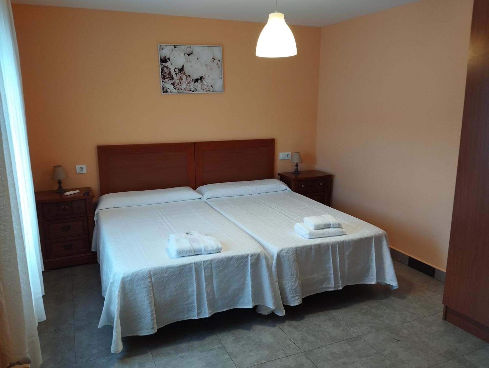 Hostal Bordillas Pomaluengo Kültér fotó