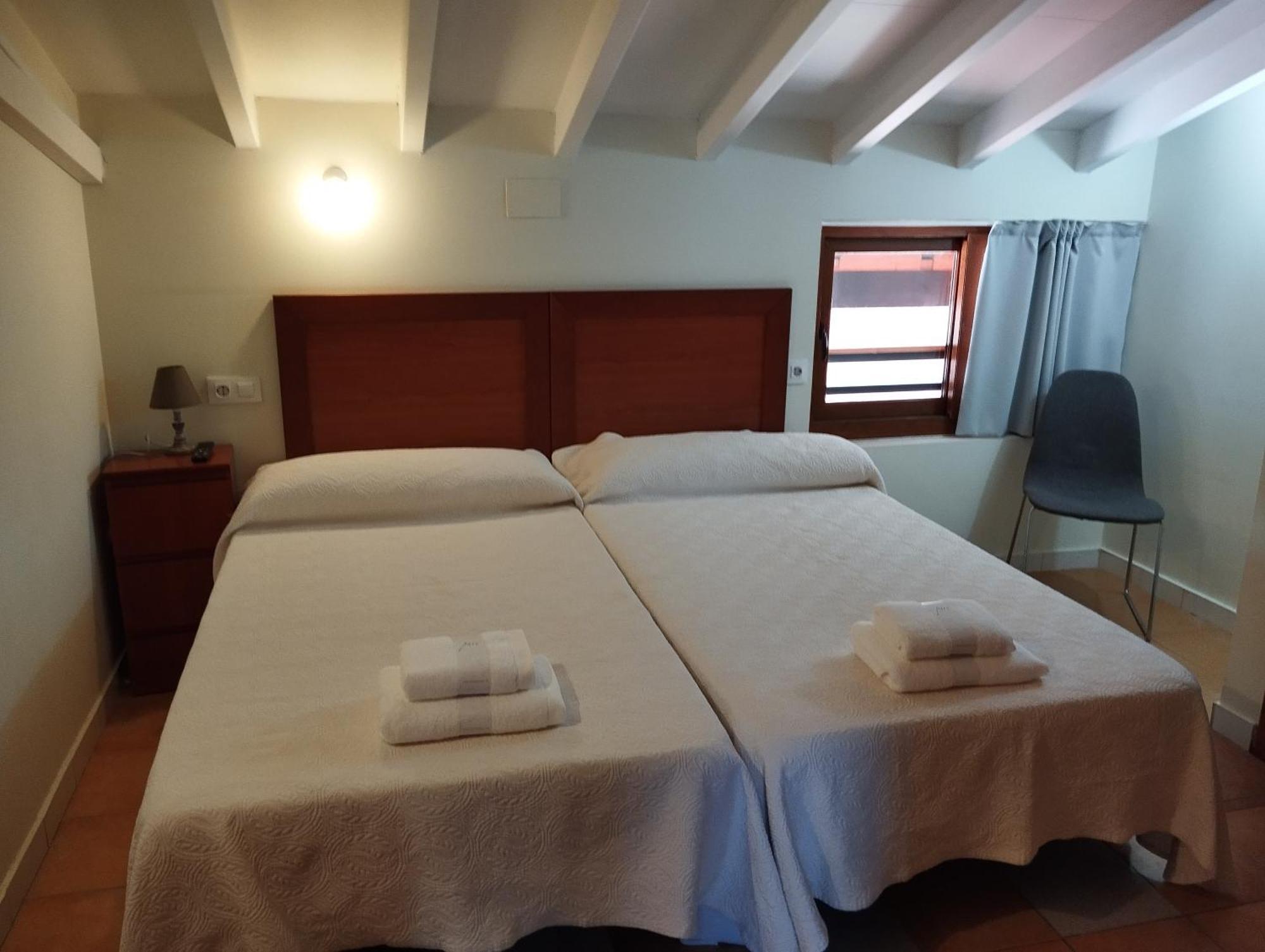 Hostal Bordillas Pomaluengo Kültér fotó